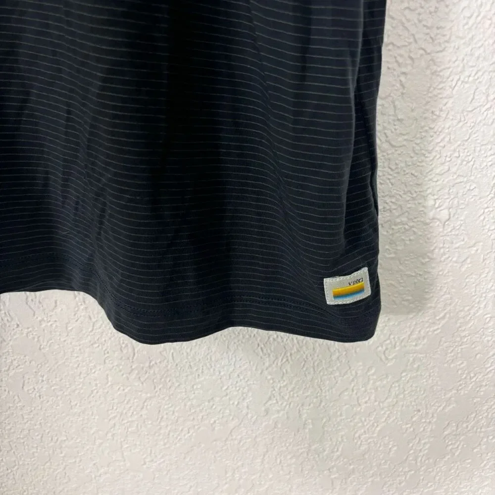 Vuori Black with Grey Striped Linear Tech Pocket Tshirt Size XL - Picture 5 of 7